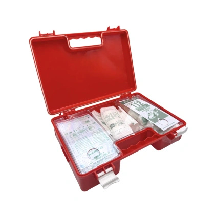 Apteczka K13 z wieszakiem ściennym DIN 13164 + aparat do sztucznego oddychania