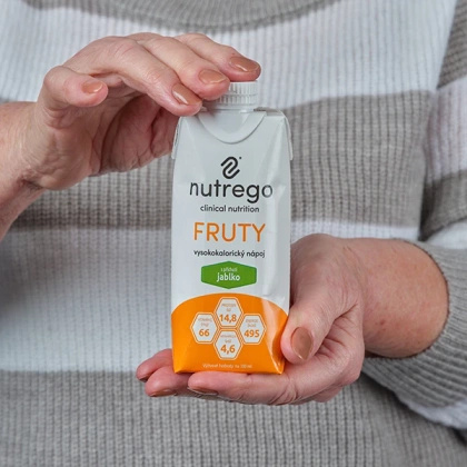 Nutrego FRUTY 12 x 330 ml o smaku jabłek 