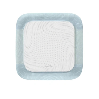 Opatrunek piankowy Biatain Silicone z silikonem 7,5 x 7,5 cm (1 szt.)