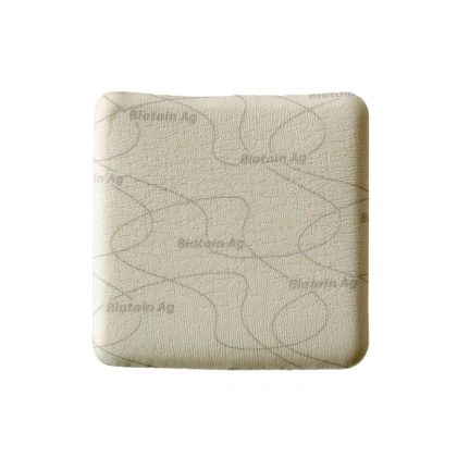 Opatrunek piankowy Biatain Ag Non Adhesive, nieprzylepny 10 x 20 cm (1 szt.)