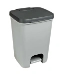 Kosz z pedałem i wkładką plastikowy 20 L