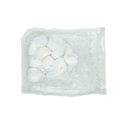 Tupfery gazowe fasolki 17. nitkowe z nitką RTG  15 x 15 cm. (10 szt.) sterylne - Matopat